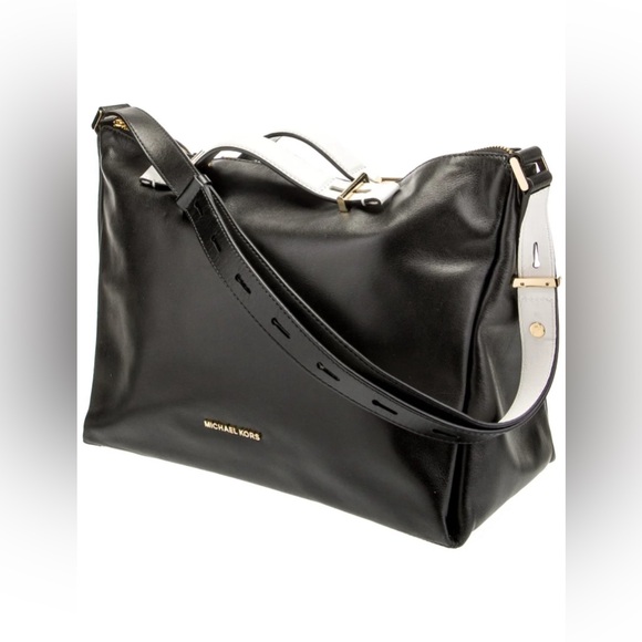 Michael Kors, EUC Chelsey, large convertible shoulder bag, black leather. - Picture 3 of 8